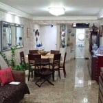 Apartamento na quadra do mar, com 3 dormitórios, sendo 1 suíte à venda, 138 m² por R$ 2.200.000 - Centro - Balneário Camboriú/SC