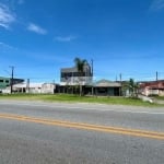 Casa residencial e comercial frente para a Rodovia.