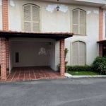 Sobrado com 3 quartos  para alugar, 150.00 m2 por R$2700.00  - Boqueirao - Curitiba/PR