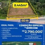 Área de Serviços 8445m² frente para o asfalto no acesso à cidade