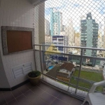 Apartamento quadra mar à venda no Ed. Turim em Balneário Camboriú