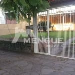 Casa com 2 quartos à venda na Avenida Mãe Apolinária Matias Batista, 171, Alto Petrópolis, Porto Alegre