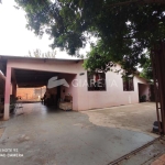 CASA CONFORTÁVEL COM BOA SOBRA DE TERRENO, JARDIM EUROPA, TOLEDO-PR