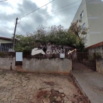 LOTE DE ÓTIMAS DIMENSÕES COM 3 CASAS MISTAS À VENDA, VL. OPERÁRIA, TOLEDO - PR