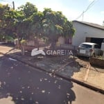 Casa com terreno amplo à venda, VILA PIONEIRO, TOLEDO - PR