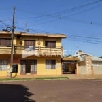 Sobrado em excelente localização e com grande sobra de terreno, Vila Industrial