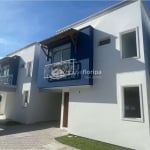 Casa à venda, Ribeirão da Ilha, Florianópolis, SC - vilarejo com 6 belas casas, com vista verde dos