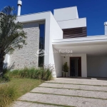 Linda casa a venda com duas Suites com jacuzzi, espaço gourmet,  com excelente infraestrutura em um