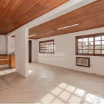 Cobertura 154m2, 3 dormitórios, 1 vaga garagem, dependência completa, vista e excelente localização bairro Mont´Serrat, Porto Alegre Elegance Imoveis