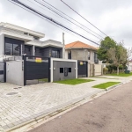 Sobrado com 3 quartos  à venda, 144.00 m2 por R$820000.00  - Boqueirao - Curitiba/PR