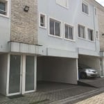 Casa em condomínio fechado, Vila Santos, excelente localização, próximo ao Parque Horto Florestal, 3 dormitórios (1 suíte) e 3 vagas