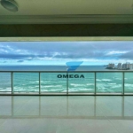 Apartamento reformado frente mar à venda na Praia das Pitangueiras no Guarujá I Omega Imoveis