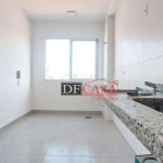 Apartamento em Vila Carrão