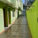 Sobrado com 3 dormitórios à venda, 72 m² por R$ 43