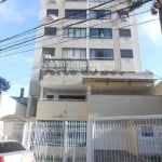 Apartamento de 01 dormitório com sacada e garagem