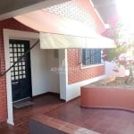 Casa para Venda em Jaboticabal, Centro, 3 dormitórios, 2 suítes, 1 banheiro, 2 vagas