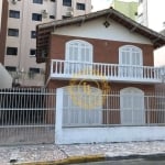 Casa com 4 quartos à venda na Rua 221, 99, Meia Praia, Itapema