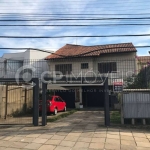 Casa ampla à venda no Jardim São Pedro, Porto Alegre