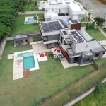 Excelente casa de Alto Padrão no Condomínio Terras Caxambu com 400m² de área construída