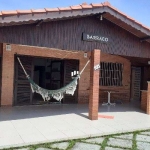 Linda casa isolada de 2 dormitórios com edícula em Praia Grande SP.