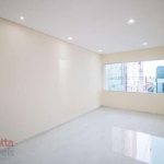 Casa à venda em São Paulo-SP com 4 quartos, 1 suite e 2 salas no bairro Parque Vitória - 122m² e 2 vagas de garagem!