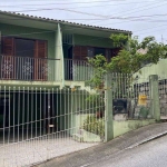 Sobrado com 4 dormitórios à venda, 143 m² por R$ 750.000,00 - Agronômica - Florianópolis/SC