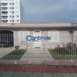 Casa em Barreiros com 3 Dormitórios sendo 1 suíte e 2 vagas de garagem coberta.