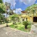 Casa / Sobrado para Venda em Cotia, Jardim Colibri, 3 dormitórios, 1 banheiro, 10 vagas