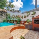 Casa sobrado com 3 dor, 1 suíte e piscina na Villa Marari, São Paulo!