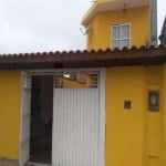 VENDA DE SOBRADO NO NOVO HORIZONTE, EM MOGI DAS CRUZES/SP, 89m² com 2 quartos, sala, cozinha, quintal espaçoso e garagem coberta. CONSULTE-NOS.