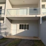 VENDA DE SOBRADO NA ESTÂNCIA PARAÍSO, EM ITAQUAQUECETUBA/SP, 80m² com 02 quartos, sacada, quintal aconchegante e garagem para 1 auto. CONSULTE-NOS.