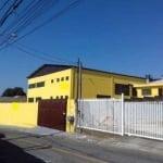 VENDA DE GALPÃO INDUSTRIAL/COMERCIAL NA VILA FERLÓPOLIS, EM ITAQUAQUECETUBA/SP, A/T 750m², A/C 400m², mezanino, casa de apoio e pátio. CONSULTE-NOS.