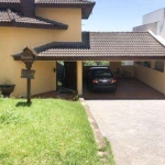 VENDA DE SOBRADO NO CONDOMÍNIO JARDIM IMPERIAL HILLS III, EM ARUJÁ/SP, 263m² com 3 quartos, suíte, vista linda, churrasqueira e 02 vagas. CONSULTE-NOS