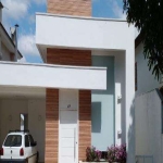 VENDA DE CASA NO CONDOMÍNIO ARUJÁZINHO V, EM ARUJÁ/SP, 400m² com 3 quartos, suíte, churrasqueira, piscina aquecida e garagem p/ 4 autos. CONSULTE-NOS.