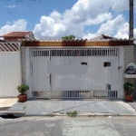 VENDA DE CASA TÉRREA NO BAIRRO DA PENHA, EM ARUJÁ/SP, 73m² com 3 quartos, sala de estar, área gourmet e garagem coberta para 02 autos. CONSULTE-NOS.