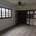 Casa com 2 dormitórios (1 suíte) bairro Acaraú, disponível para venda - Cananéia - Litoral Sul de SP