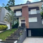 Linda Casa em Condomínio Fechado com 3 dormitórios à venda, 250 m² - Residencial Real Park - Arujá/SP