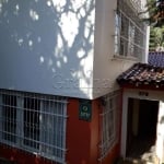 Casa com 3 quartos à venda na Rua Artigas, 275, Petrópolis, Porto Alegre