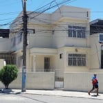 Vendo Casa Terraço 4 Quartos 2 Banheiros Garagem.