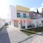 Sobrado novo em condomínio no bairro Pinheirinho