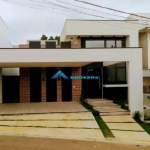 Casa nova a venda com 4 dorms fino acabamento com piscina no condomínio Phytus Cabreuva SP