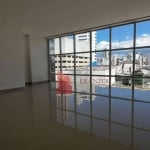 LOCAÇÃO: sala comercial de 46m² no CENTRO de Itajaí.