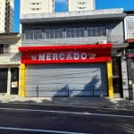 Prédio Comercial com 5 salas comerciais e 1 salão de 249m2