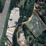 Atibaia SP Área Industrial 12.000 m² a 400 metros da Fernão Dias. Bairro do Portão Atibaia SP  A melhor localização da Rodovia Fernão Dias Área do terreno: 12.000 m²