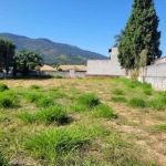 Terreno plano no Condomínio Flamboyant com excelente vista para a Pedra Grande em Atibaia SP.