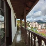 Casa para Venda em Teresópolis, Agriões, 5 dormitórios, 4 banheiros, 2 vagas