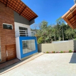 Casa para Venda em Teresópolis, Granja Guarani, 4 dormitórios, 4 suítes, 5 banheiros, 2 vagas