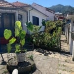 Casa para Venda em Petrópolis, Mosela, 3 dormitórios, 2 suítes, 3 banheiros, 4 vagas