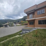 Casa para Venda em Teresópolis, Vale Feliz, 3 dormitórios, 1 suíte, 3 banheiros, 2 vagas