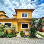 Casa à Venda - Condomínio Frente à Praia da Rasa